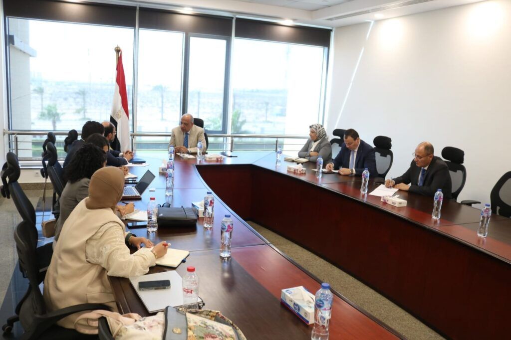 عصمت: تحسين كفاءة الطاقة وتقليل الفاقد وخفض استهلاك الوقود…