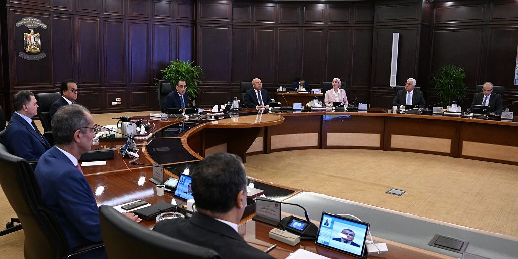 الحكومة تعلن ضوابط جديدة لإجراءات طرح تراخيص الصناعات…