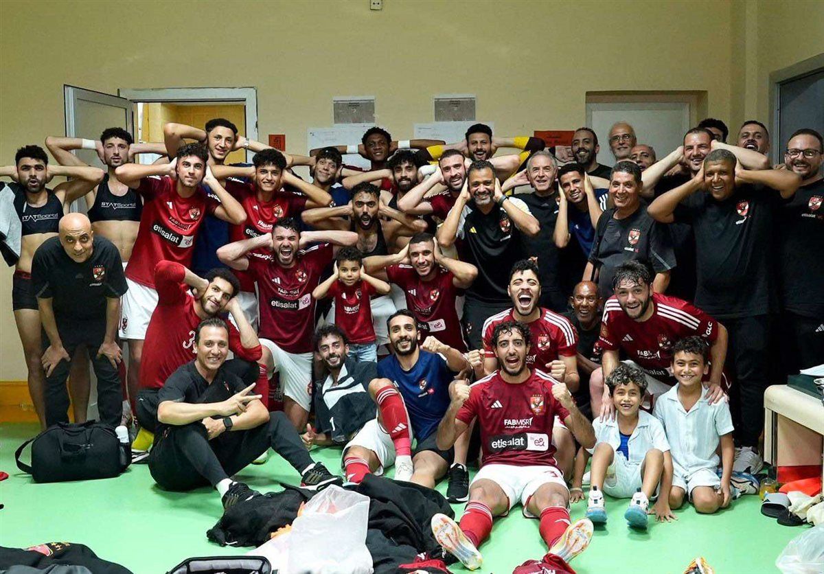 بعد التتويج بالدوري احتفال على طريقة مؤمن زكريا