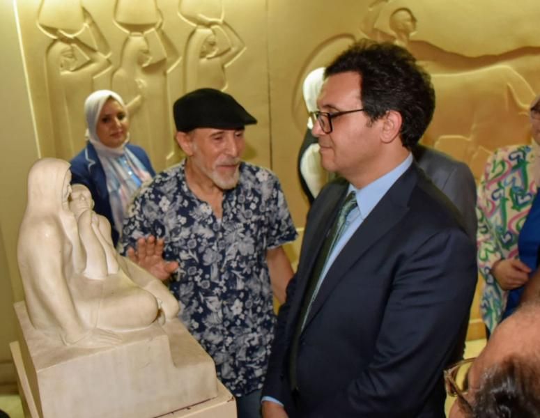 وزير الثقافة يتفقد ”متحف محمود مختار” ويوجه بعمل مستنسخات لأهم أعماله وتسويقها