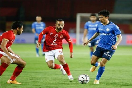 لحظة حسم وإثارة.. الأهلي السعودي يلجأ إلى هذه الخطوة الحاسمة لحسم مواجهة نجمه فيجا مع الهلال