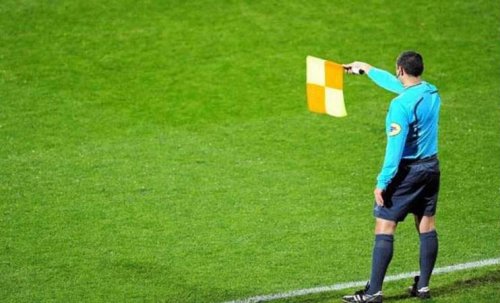 حكام مباريات الجولة الثالثة لدوري المحترفين .. أسماء