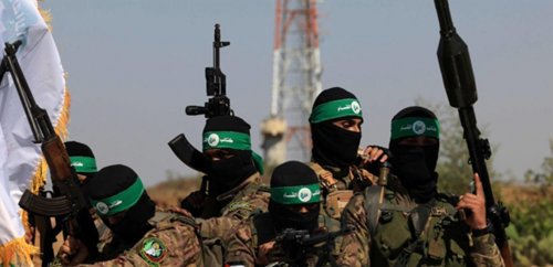 حماس تنعى مرافقي هنية والعاملين في مكتبه