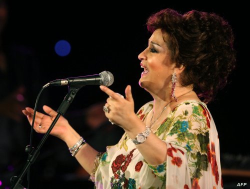 عودة الفنانة وردة الجزائرية للحياة من جديد يشعل مواقع التواصل.. ما القصة؟