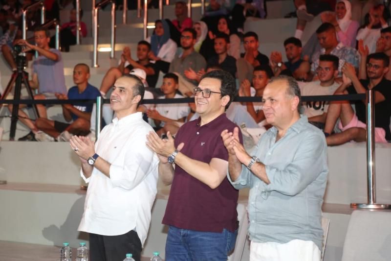 وزيرا الثقافة والشئون النيابية والرئيس التنفيذي للمتحدة يشهدون أوبريت ”العالم علمين”