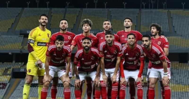 الخطيب يجتمع مع لجنة التخطيط بتشكيلها الجديد وقمصان وقطاع الناشئين