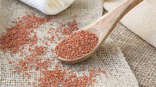 حبيبات صغيرة مذهلة ادهشت العلماء.. بذور لها مفعول خارق لن تتخيل قيمتها ستعيدك شابا في سن الـ20