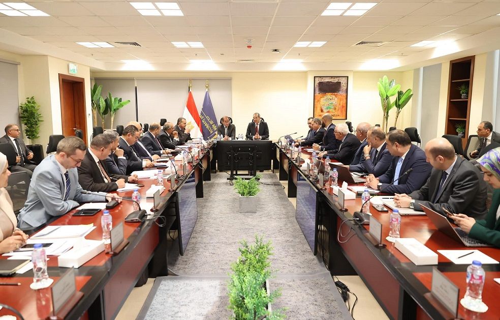 مصر تستهدف زيادة مساهمات قطاع الاتصالات وتكنولوجيا المعلومات…