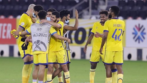 حادثة غير متوقعة تسبب ارتباك لعضو إدارة النصر: تفاصيل الموقف المحرج