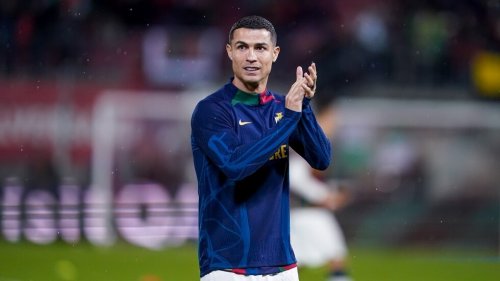 الدعيع يشن هجوماً جديداً على رونالدو: "النصر رهينة بيد نجمه البرتغالي"