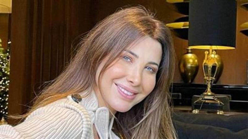 شاهد.. نانسى عجرم تقابل مريم أوزرلى فى إسطنبول