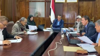 أخبار اليمن : صنعاء.. إحالة 17 متهماً بقضايا فساد إلى النيابة