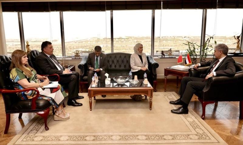 وزير السياحة والآثار يلتقي بسفيرة مملكة البحرين بالقاهرة لمناقشة تعزيز سبل التعاون...
