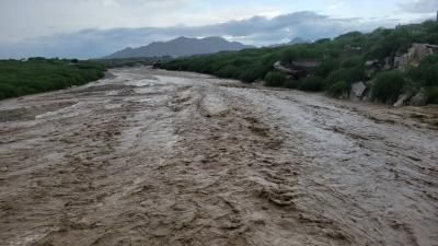 أخبار اليمن : خذوا حذركم.. الأمطار الغزيرة مستمرة