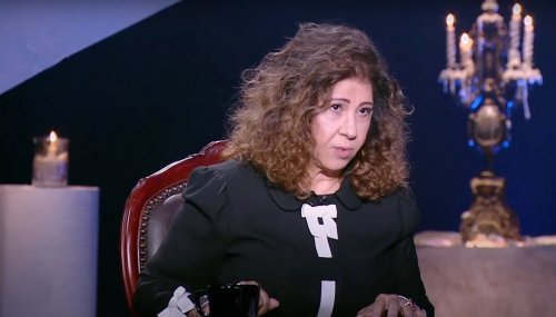 أنا احذركم للمرة الأخيرة اقترب يوم الوداع .. العرافة ليلى عبد اللطيف تكشف ما سيحدث بعد ايام بكل وضوح وهي مرعوبة من الخوق