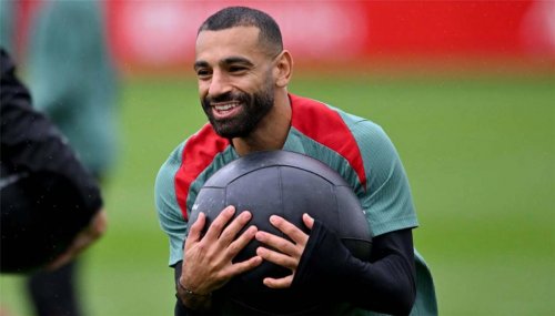 في آخر ساعات الميركاتو.. “فريق الأحلام” يطلب التعاقد مع محمد صلاح بـ100 مليون يورو.. مفاجأة كروية كبيرة