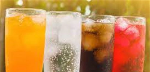 كيف تستخدم المشروبات الغازية في التنظيف؟.. طرق ستذهلك من بسطاتها