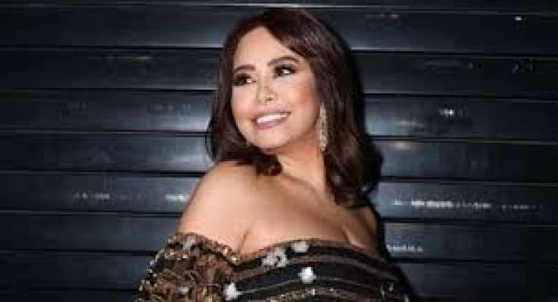 شيرين عبد الوهاب تشارك جمهورها بمقطع من أغنيتها الجديدة عسل حياتي