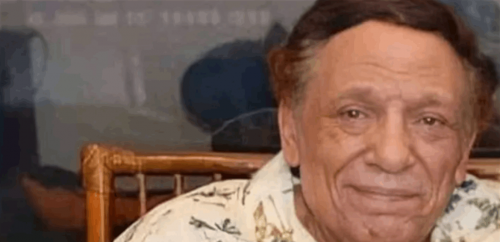 عادل إمام يتصدر الترند .. هل منعت أسرته الزيارة عنه