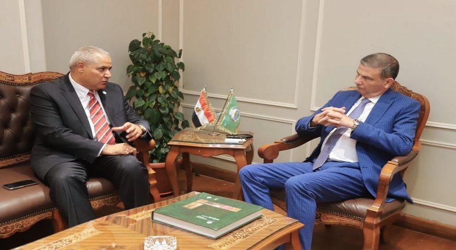 وزير الزراعة يناقش مع الممثل الإقليمي للفاو تنمية المجتمعات…