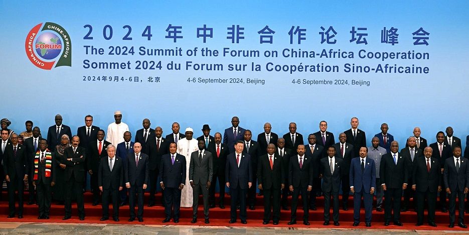 رئيس الوزراء يشارك في الجلسة الافتتاحية لقمة منتدى التعاون…