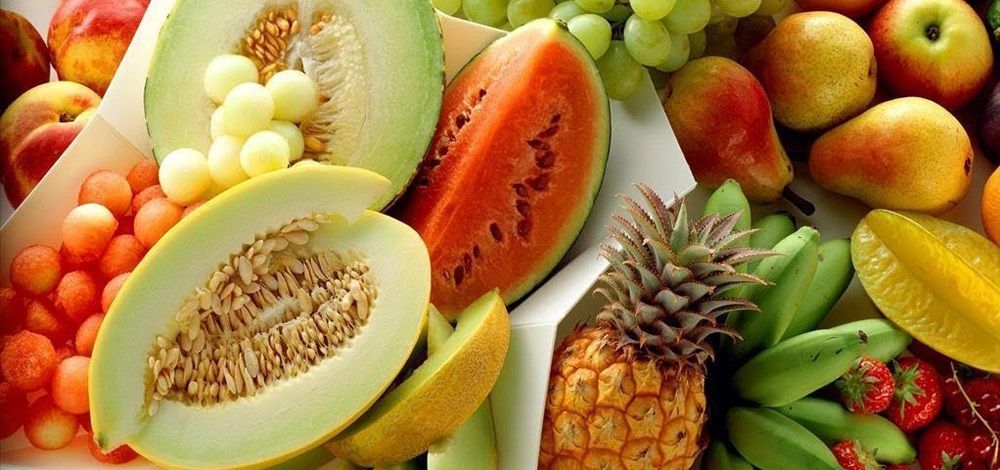 هذه الفاكهة حرمها الله ونهى عنها النبي ﷺ يتناولها الناس بكمية كبيرة ما هي!!