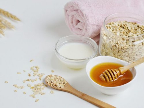 كل اللي نفسك فيه هتلاقيه.. حضري ماسك العسل والزبادي بالطريقة دي وشوفي النتيجة المبهرة