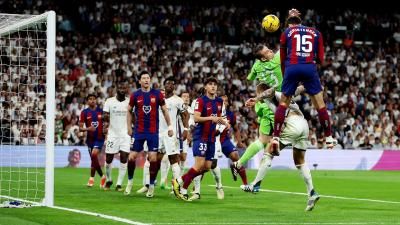 معركة الصدارة تشتعل بين برشلونة والريال