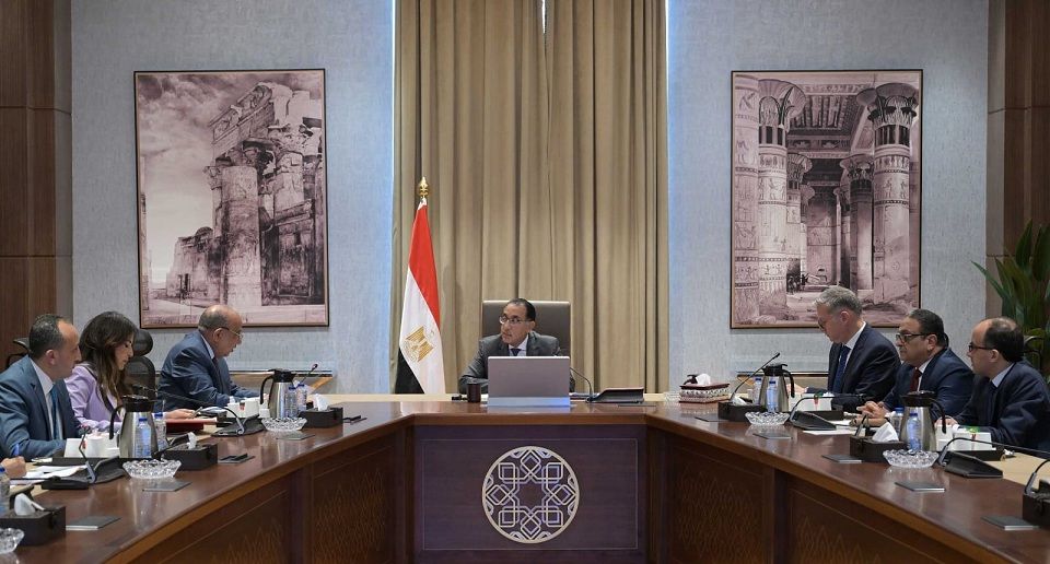 مدبولي يتابع جهود توفير احتياجات قطاع الكهرباء من المنتجات…