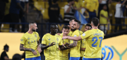 انتقادات شديدة لنجم الهلال بعد مواجهة الصين: نصف لاعب ولا يرضي والديه