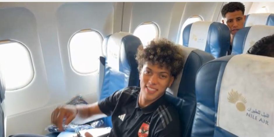 نجوم الأهلى على الطائرة للتوجه لنيروبى لمواجهة جورماهيا الكينى