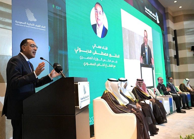 رئيس الوزراء: حل الكثير من مشكلات المستثمرين السعوديين وجاري…