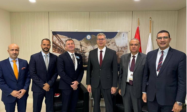 وزير البترول يبحث مع إكسون موبيل العالمية للاستكشاف خططها…