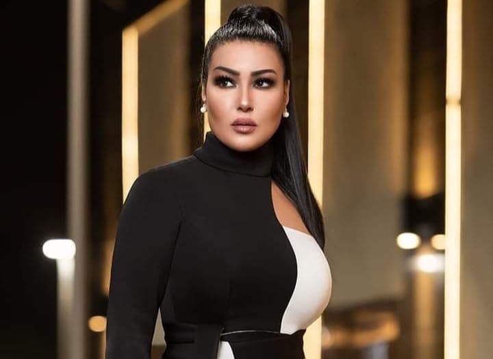 سمية الخشاب تشعل حماس جمهورها قبل إطلاق "أوراق التاروت" بشخصية جريئة وتكريم مؤثر لنيرة أشرف