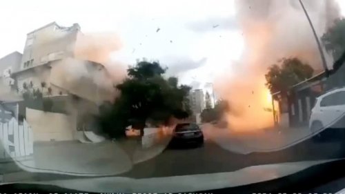 هيئة البث الإسرائيلية:إعلان حالة الطوارئ .. وغالانت:نصر الله وحيدا