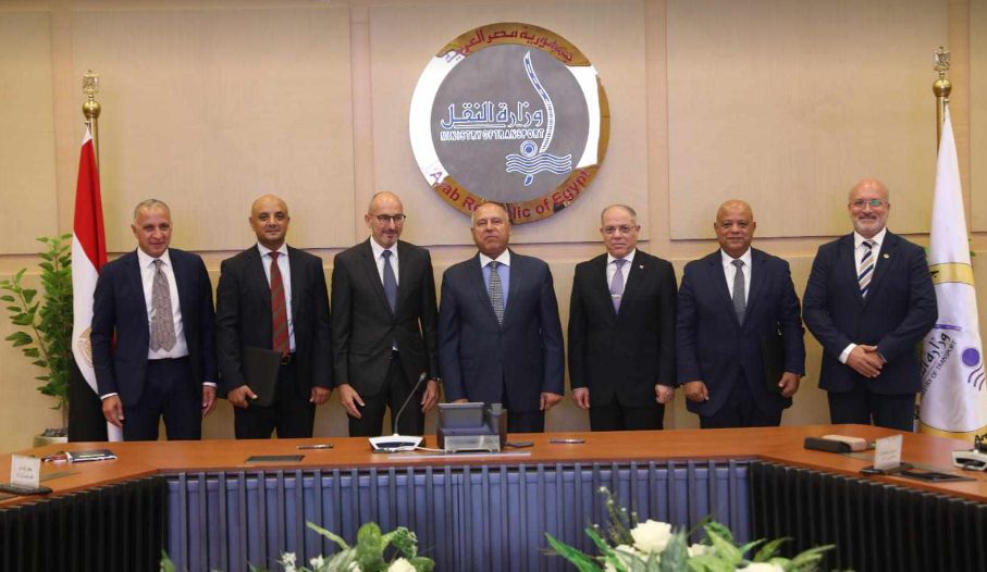 تحالف يضم السويدي يوقع عقد محطة تداول في ميناء الدخيلة…