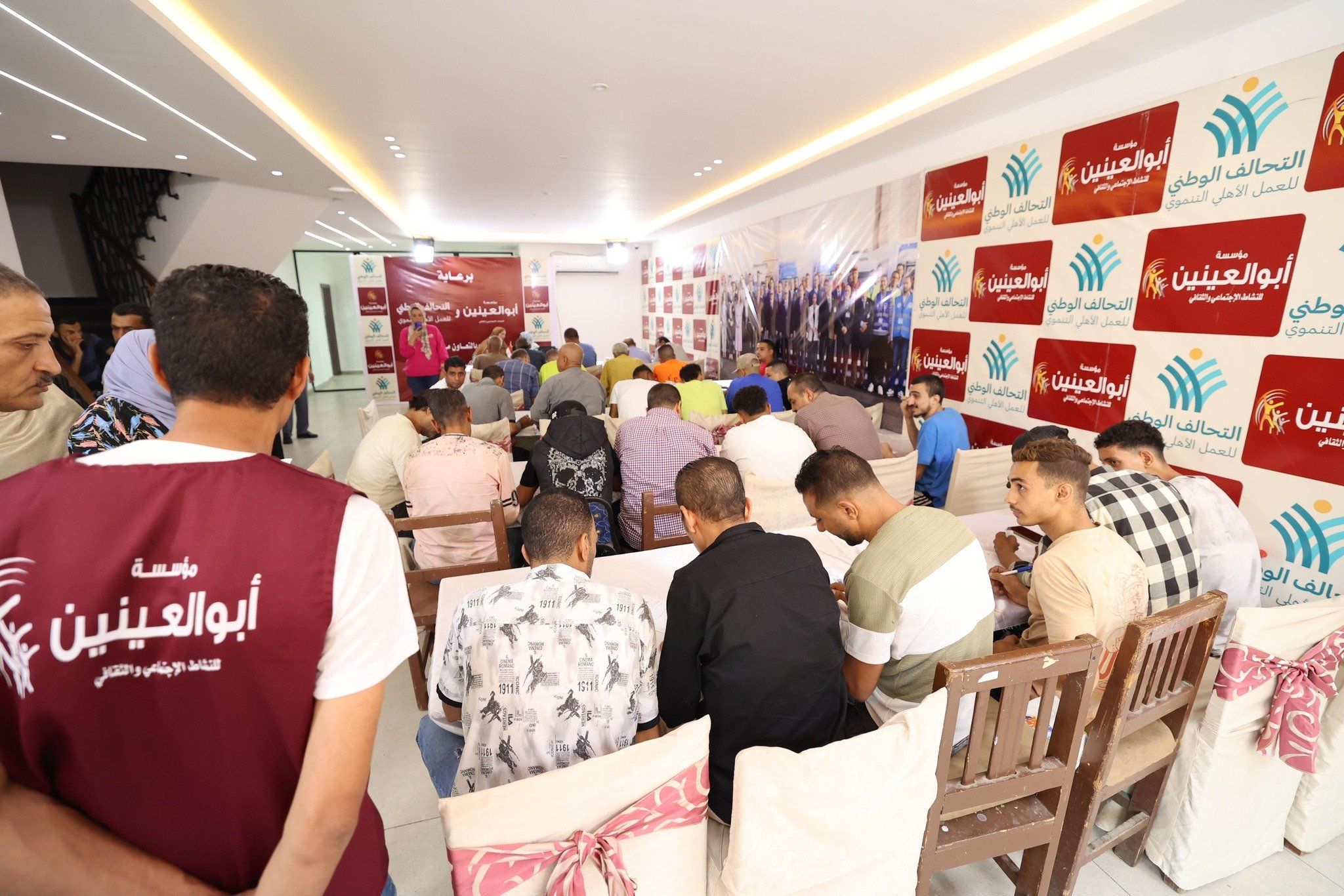 تحت مظلة التحالف الوطني.. حملة "إيد واحدة" تعقد امتحان محو أمية في الجيزة