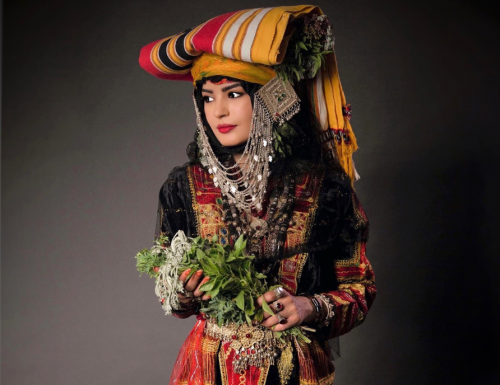 ميلا الزهراني تخطف الأنظار بإطلالات ساحرة بالزي السعودي