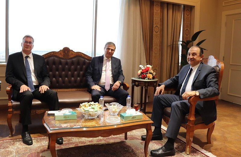 وزراء قطاع الأعمال والزراعة والبترول يناقشون سبل زيادة حجم…