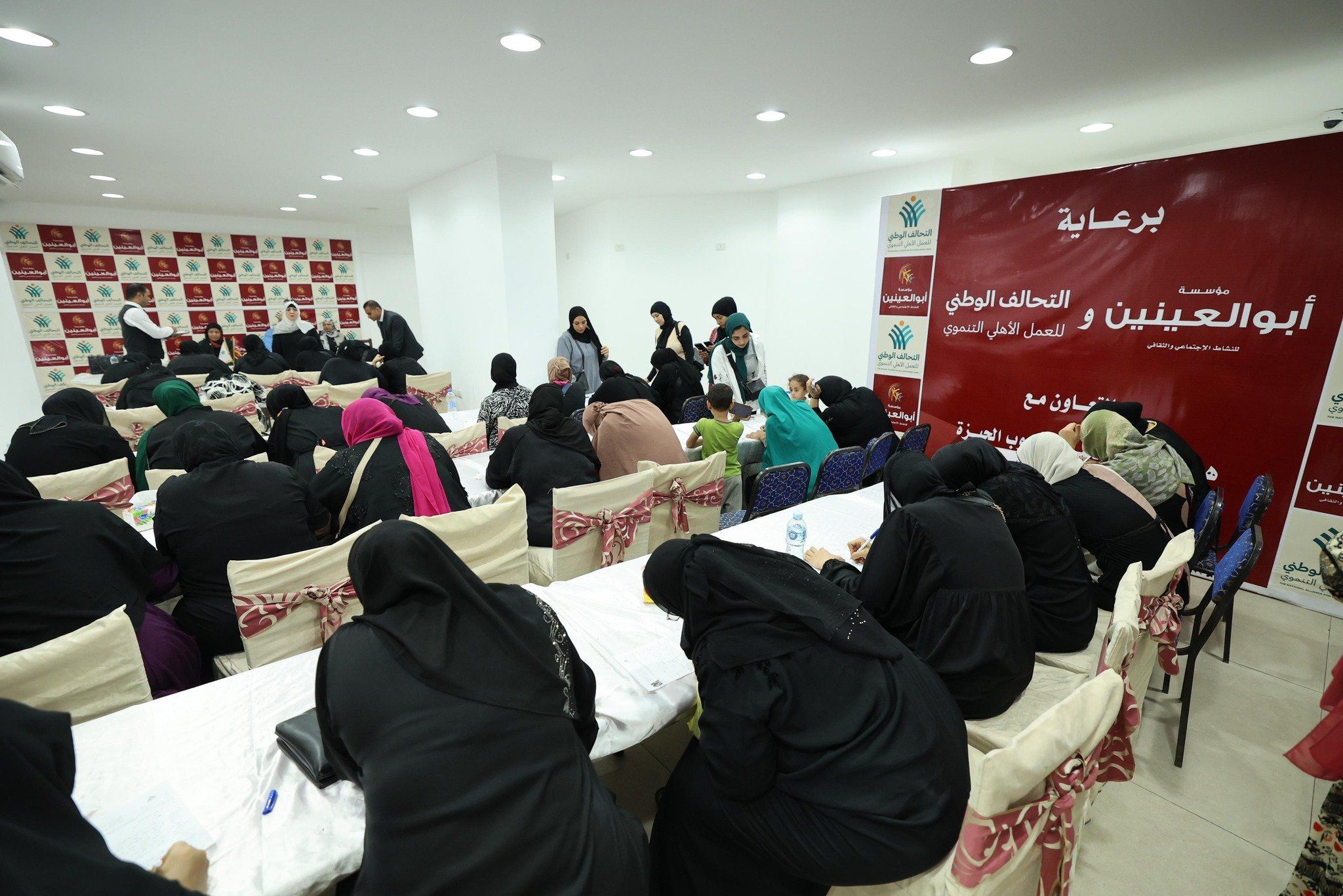 تحت مظلة التحالف الوطني.. حملة "إيد واحدة" تعقد امتحان محو أمية في الجيزة