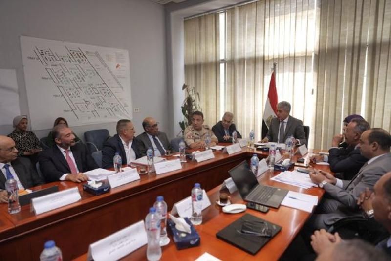 وزير السياحة والآثار يترأس الاجتماع الأول لمجلس إدارة هيئة المتحف المصري الكبير...