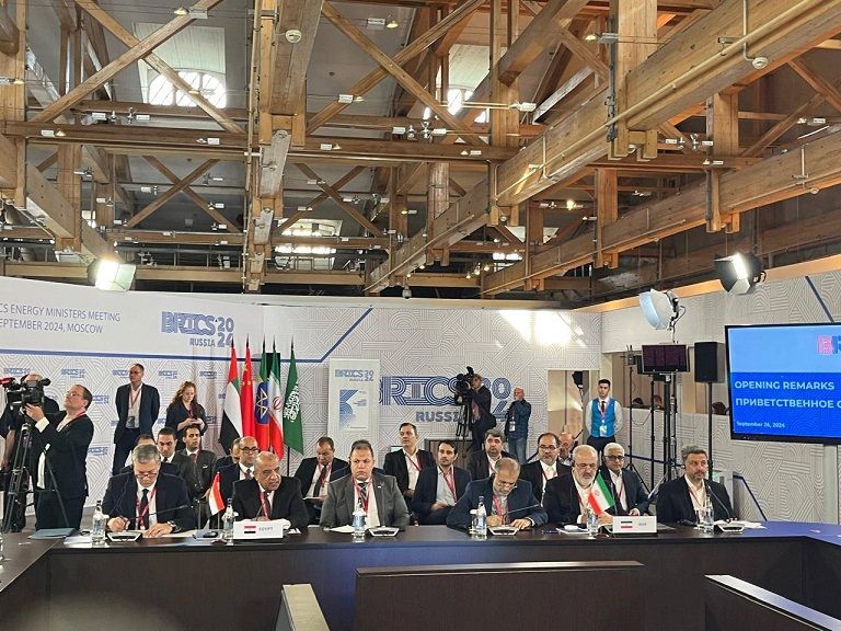 وزير الكهرباء: لدينا استراتيجية للتوسع في الطاقة النظيفة…