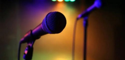 مغنية شهيرة تدخل العناية المركزة بعد جلطة دماغية