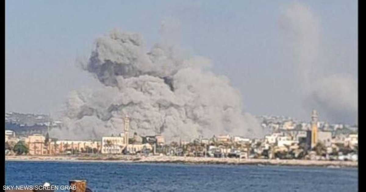 العالم اليوم - اليمن.. غارات إسرائيلية تستهدف الحديدة وتفجر خزانات نفط