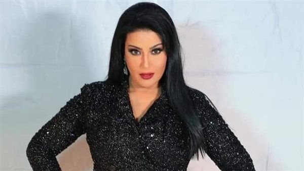 سمية الخشاب ترد على منتقدي فيلم "أوراق التاروت": "اركب ع الموجة" وتفتح النار على الإنتقادات