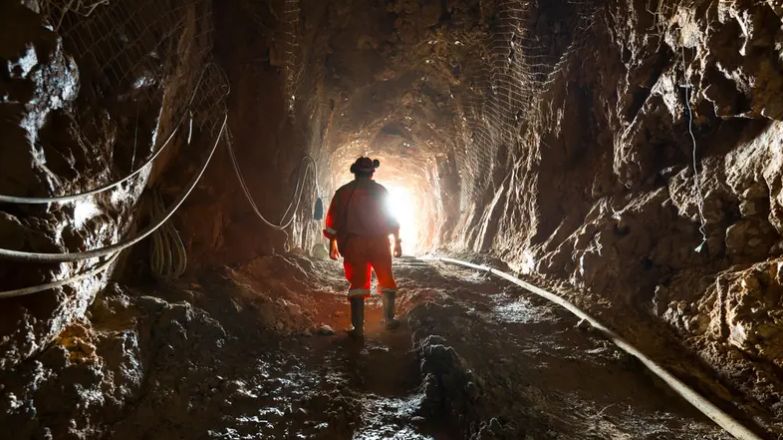 شلاتين ترفع إنتاجها من الذهب 25% في 9 أشهر