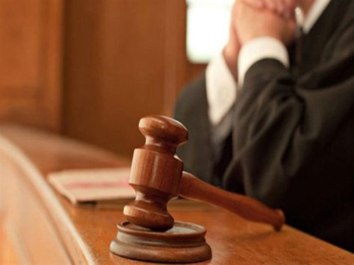 غرامة 10 آلاف جنيه لرئيس نادٍ رياضي بتهمة سب محامٍ