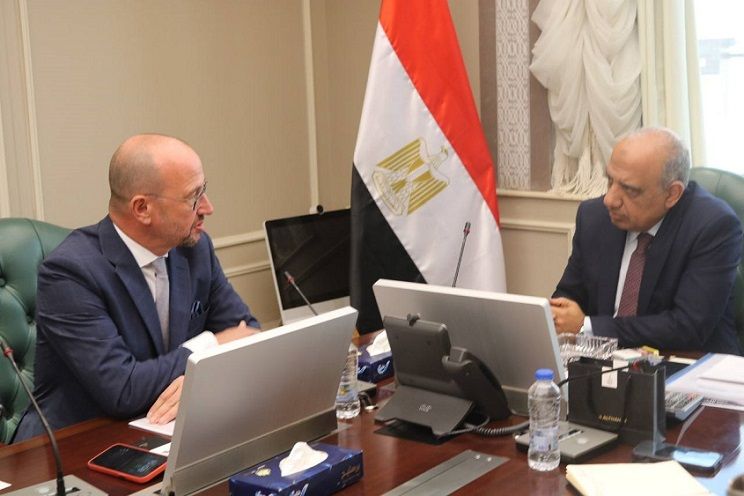 وزير الكهرباء يبحث مع سيمنز الألمانية فرص التوسع في مشروعات…