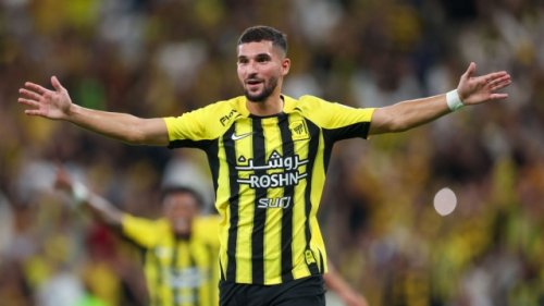 مدرب الاتحاد يعلق بتصريحات مثيرة بعد انتصار الفريق على الأخدود في دوري روشن