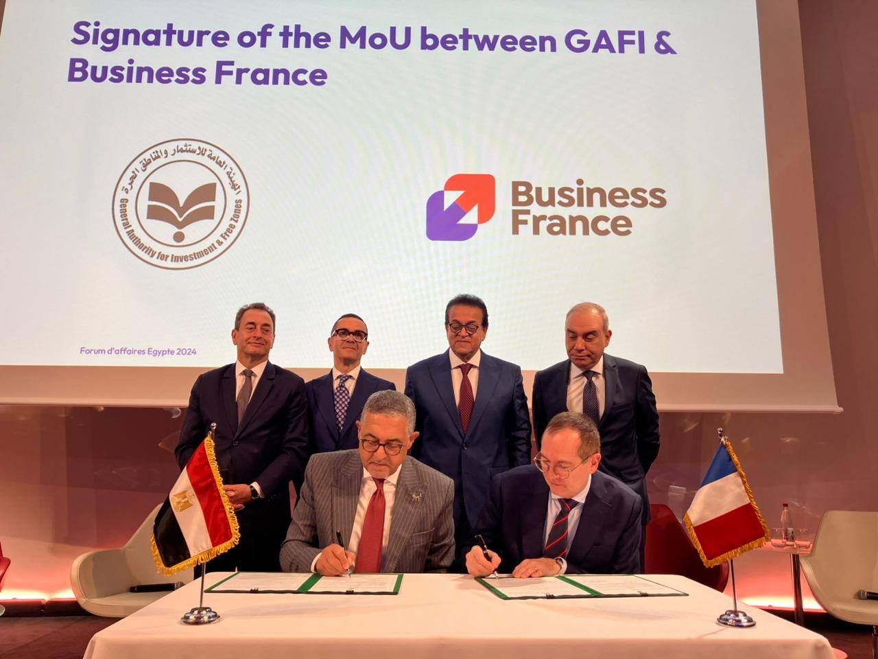 استثمارات وتوسعات جديدة ومائدة مستديرة.. حصيلة زيارة الرئيس…